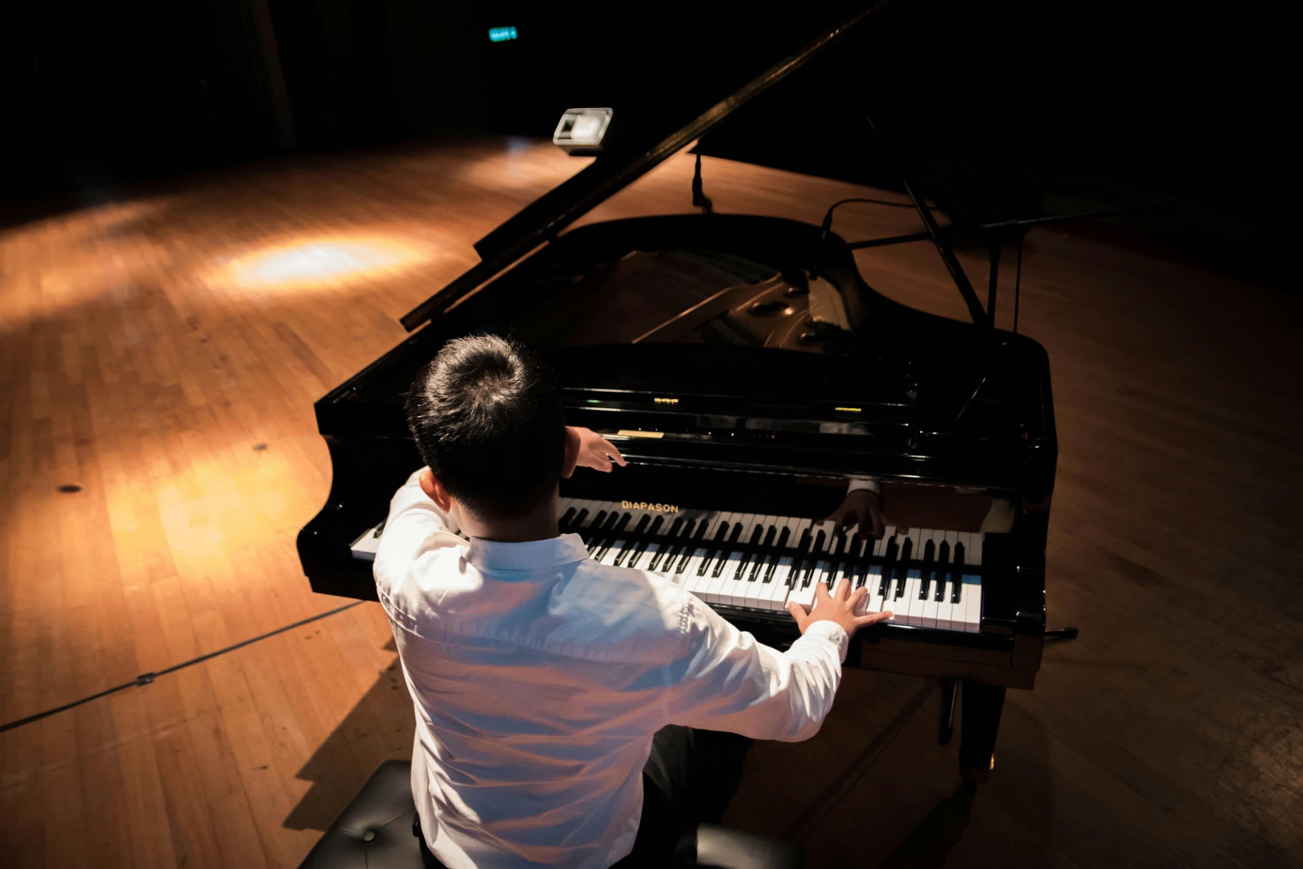 Keyboard Piano vs Digital Piano: Which Is Better?